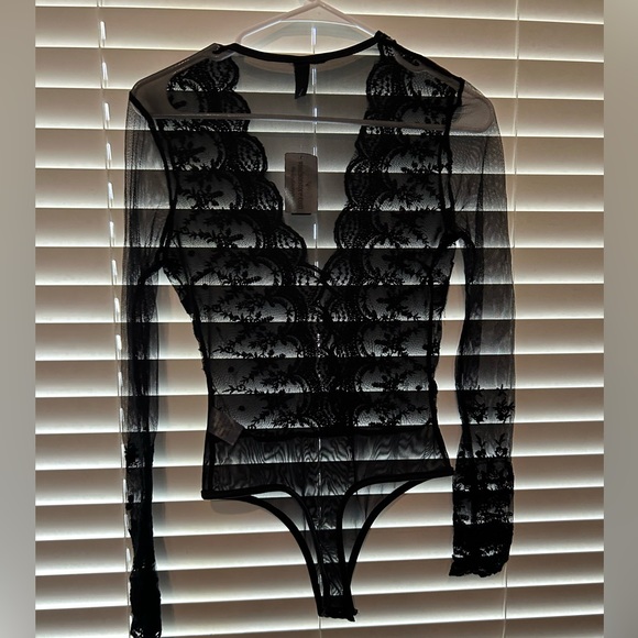 Lace and mesh sheer bodysuit - Picture 3 of 7
